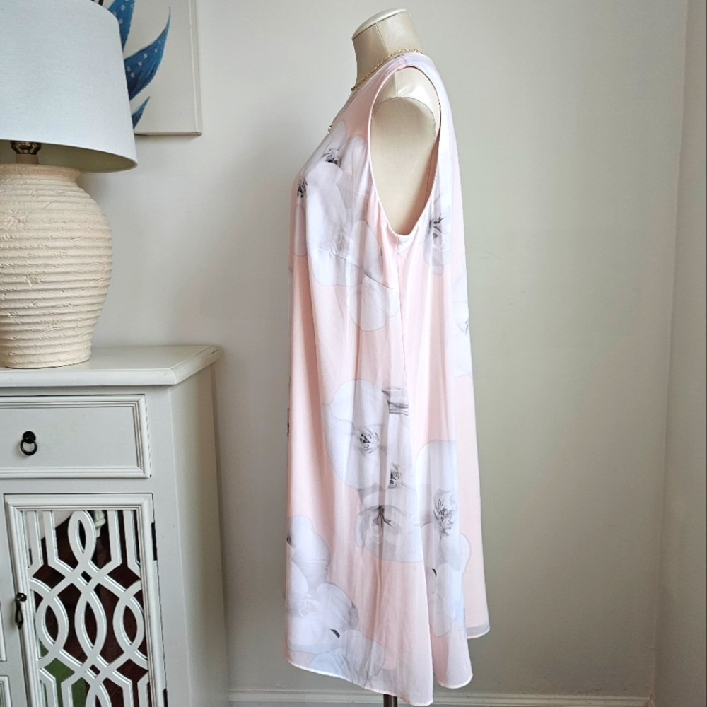 Calvin Klein Pink and White Floral Dress - Picture 6 of 11